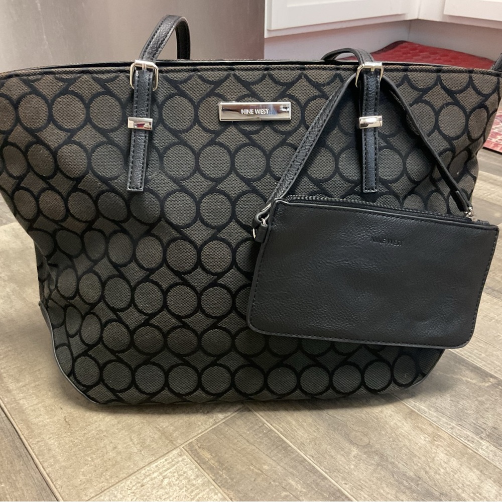 NINE WEST Black  Jacquard Tote Logo ZipperClosure Double Handles